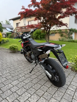 Derbi Senda DRD 50 SM Limited 2020 Supermoto Bild 4