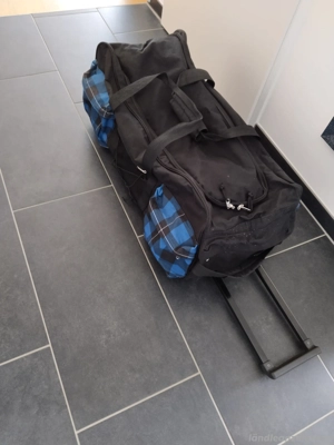 Reisetasche mit Rädern 