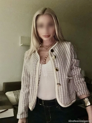 blond beauty - Fiona