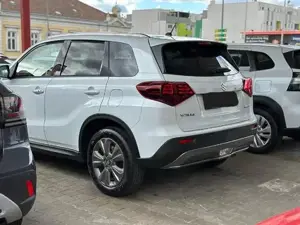 Suzuki Vitara Bild 2