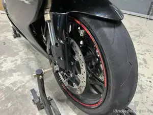 Suzuki GSXR 600 Unfallmotorad Bild 2