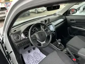 Suzuki Vitara Bild 7