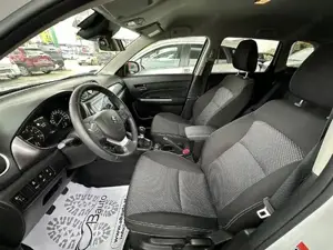 Suzuki Vitara Bild 8