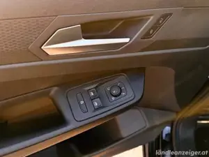 VW Caddy Maxi 2,0 TDI Style 7 Sitze Bild 8