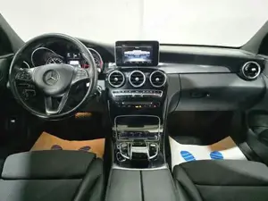 Mercedes-Benz C-Klasse Bild 10