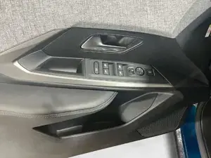 Peugeot 5008 Bild 12