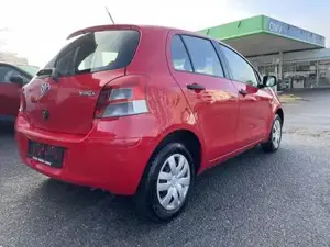 Toyota Yaris Bild 7