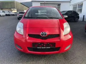Toyota Yaris Bild 2