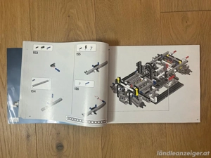 LEGO Technic Porsche 911 RSR 42096 Bild 3