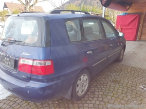 Kia Carens zu verkaufen.  Bild 2