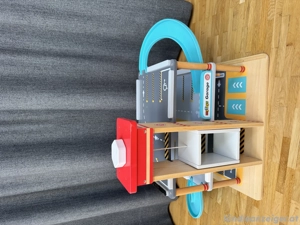 Parkgarage aus Holz Bild 4