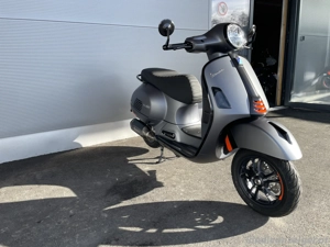 Vespa GTS 310 Supersport Grau Spezial Bild 3