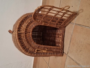 Katzenzubehör: Transportbox und Körbchen Bild 2