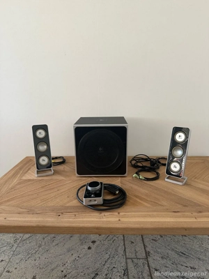Logitech Z4 2.1 Sound System für PC Bild 2