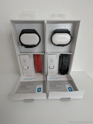 Fitbit Unisex-Adult Charge 3 Der Innovative Gesundheits-und Fitness-Tracker, Berry Sport Advanced He