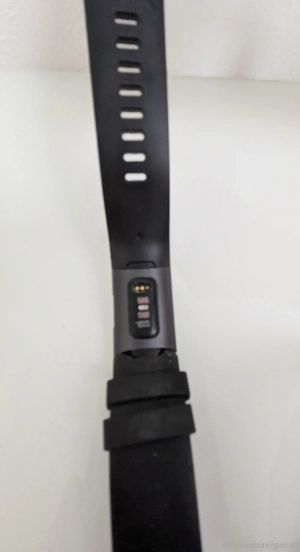 Fitbit Unisex-Adult Charge 3 Der Innovative Gesundheits-und Fitness-Tracker, Berry Sport Advanced He Bild 5