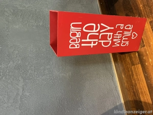 Schirmständer in rot  Bild 2