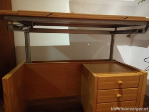 Verkaufe Schreibtisch für Kinder  Bild 2