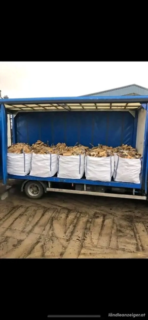 Sehr trockenes Brennholz. Bild 2