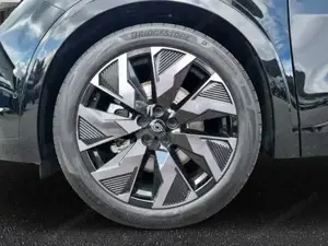 Renault Rafale Bild 9