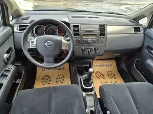 Nissan Tiida Bild 18