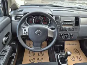 Nissan Tiida Bild 19