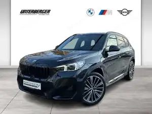 BMW X1 xDrive23d M Sportpaket // Anhängerkupplung // Head-Up // Panorama Glasdach