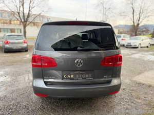 VW Touran 2.0 TDi Bild 3
