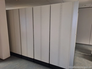 Massiver hochwertiger Archivschrank aus Stahl, bestehend aus 6 Elementen Bild 2