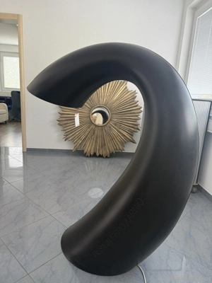 Designer Leuchte "Swan" vom Designer Eero Aarnio Bild 3