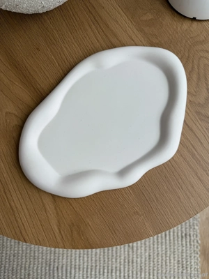 Westwing-Set Deko-Tablett und Deko-Kette aus Marmor Bild 2