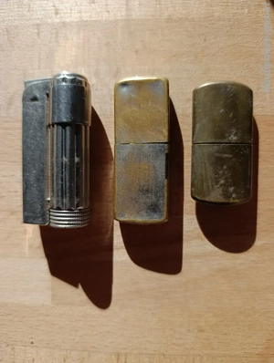 Alte Feuerzeuge - Sammler Bild 2