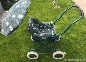 Retro Kinderwagen mit Schirmchen und 2 Aufsätzen Bild 3