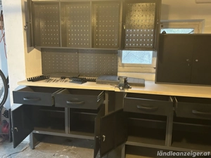 Profi Werkbank mit Schraubstock