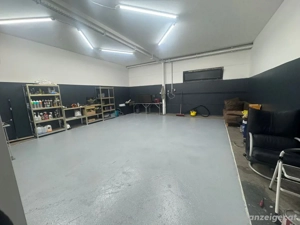 Halle Garage Werkstatt  Bild 4