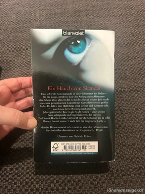 2 Thriller, Sandra Brown Bild 2