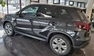 Suzuki Vitara Bild 2