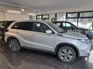 Suzuki Vitara Bild 2