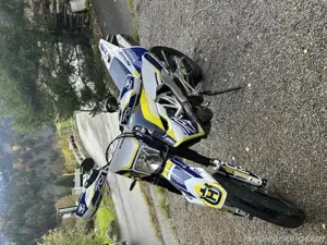 Husqvarna 701 Supermoto