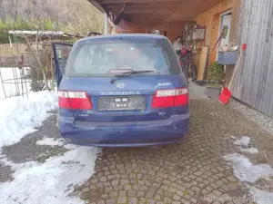 Kia Carens Bild 3