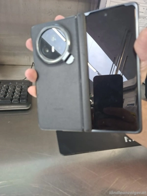 Honor Magic V3 Bild 2