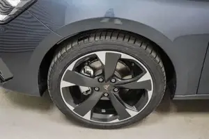 Cupra Leon 1,5 eTSI DSG Cupra - LAGER 110 kW (150 PS), Aut... Bild 4