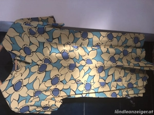 Zweiteiler , kurzer Jumpsuit mit Sakko Bild 4