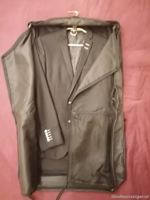 Praktischer Kleidersack mit viel Stauraum Bild 2