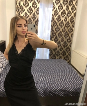 Süße kleine Maus **Iuliaa**1030