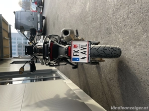 Voge 900 DSX Schwarz Mieten Kaufen Bild 2