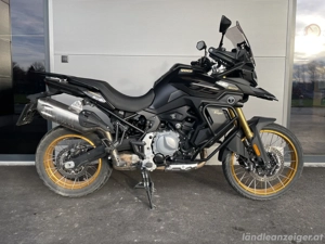 Voge 900 DSX Schwarz Mieten Kaufen