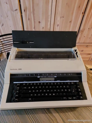 Elektrische Schreibmaschine