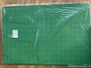 Schneidematte Original verpackt  Bild 2
