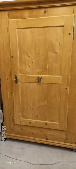 Schrank Altholz Bild 2